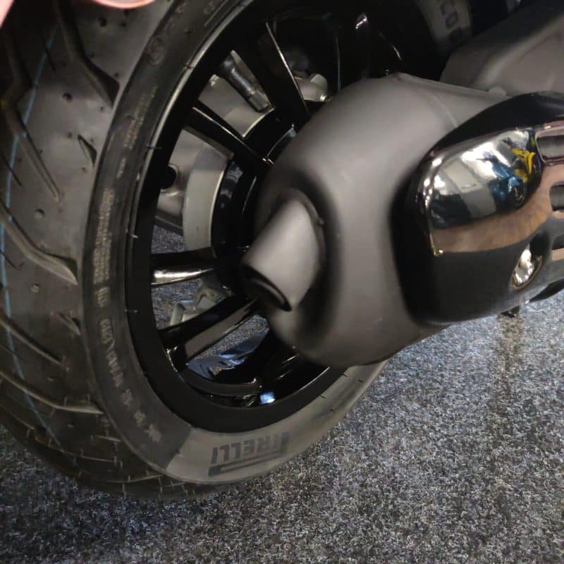 Origineel Vespa Elettrica / Primavera Achterwiel - 12 inch - Euro4 model - 1C003877R / 1C003571R