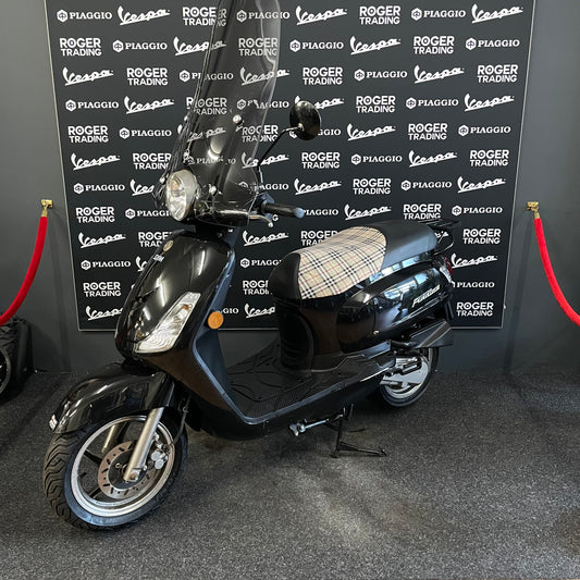 Sym Fiddle II - Snor - 2008 - 4T 2V - Czarny połysk - 18.239 km