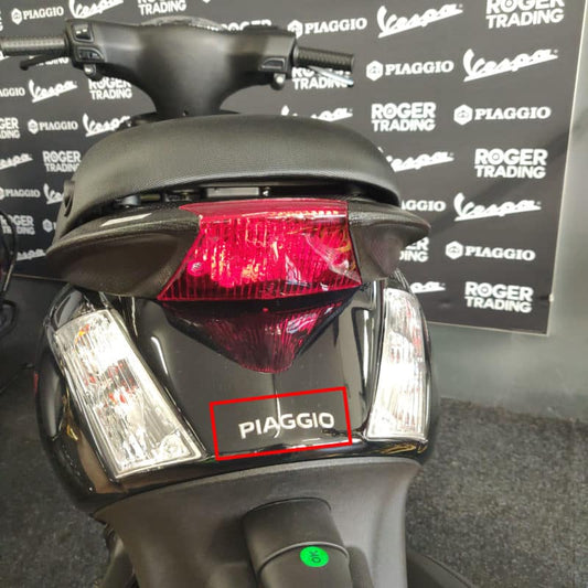 3D Sticker Woord 'Piaggio' achterscherm / kont - Zip 2T / Zip 4T - 620944 / 2h002014