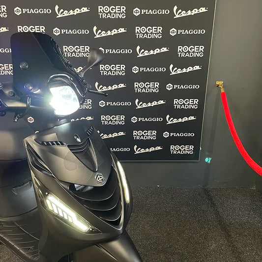 Piaggio Zip 50 - 2019 - Euro4 - Mat Zwart - 919km