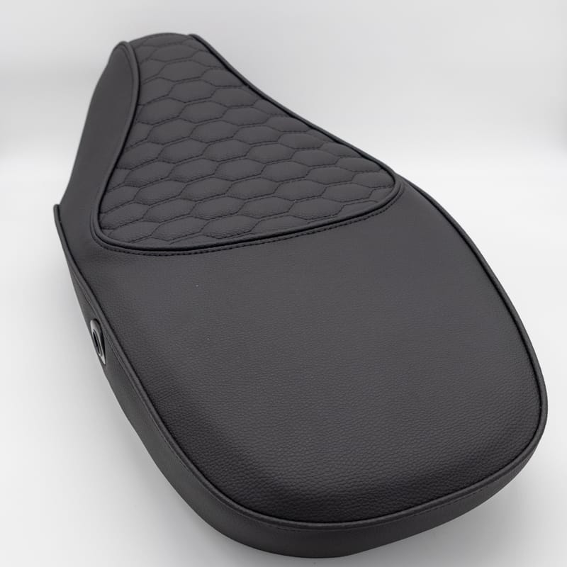 Originaler Beifahrersitz – Schwarz / Schwarze Audi RS Ziernähte – Passend für Sprint / Primavera – 1B004482000C2