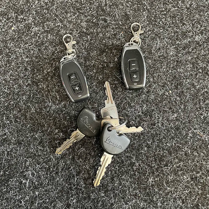 Vespa Primavera 50 – 2016 – 4T 2V – Silber