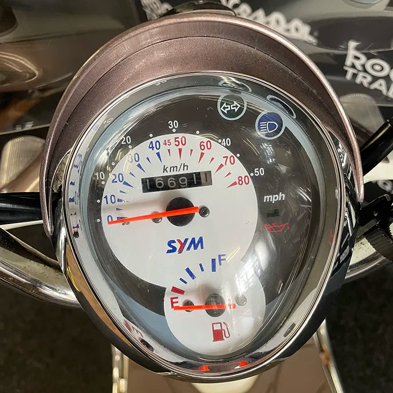 Sym Mio - Snor - 4T 2V - 2017 - Golden Mocha / White