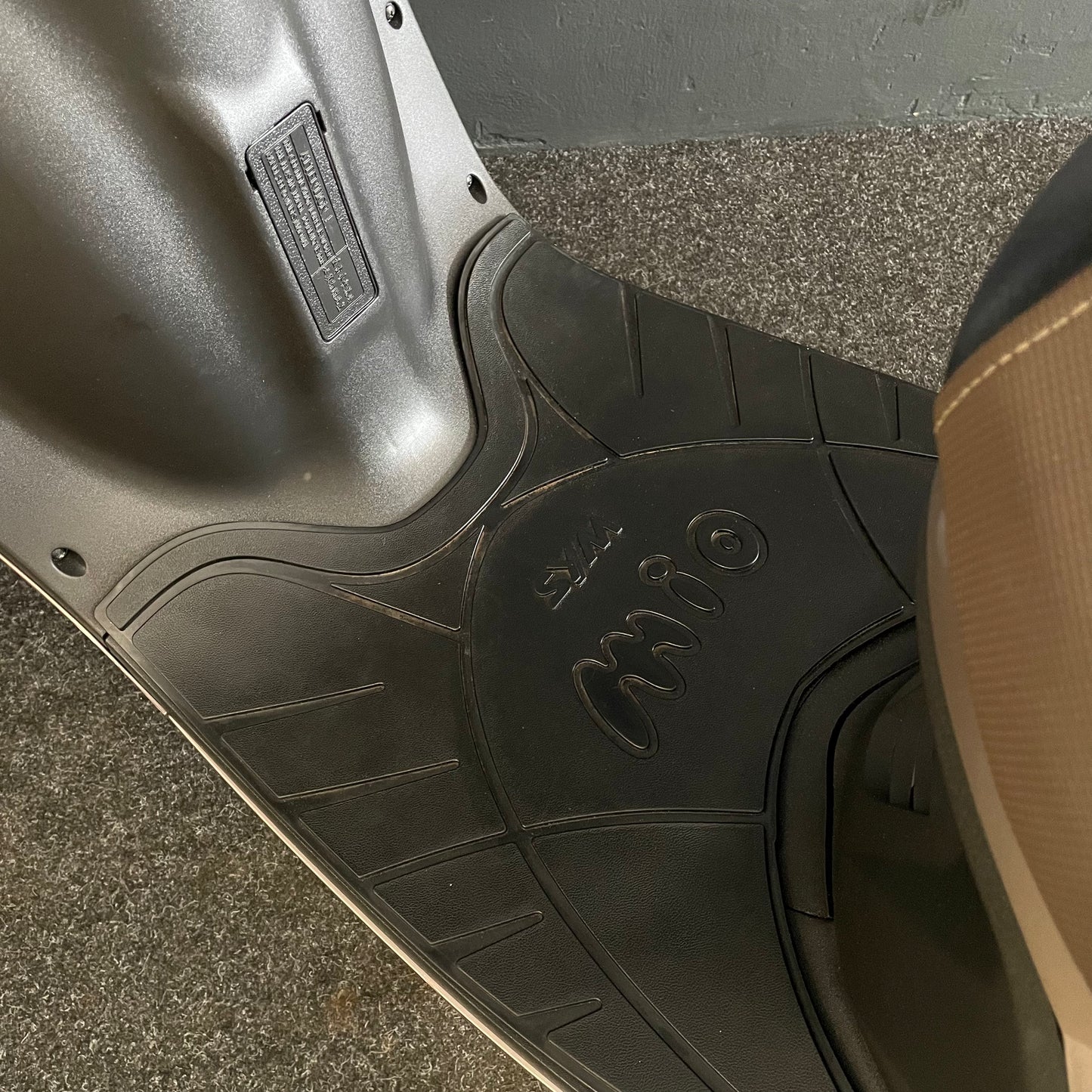 Sym Mio - Snor - 4T 2V - 2014 - Mocca