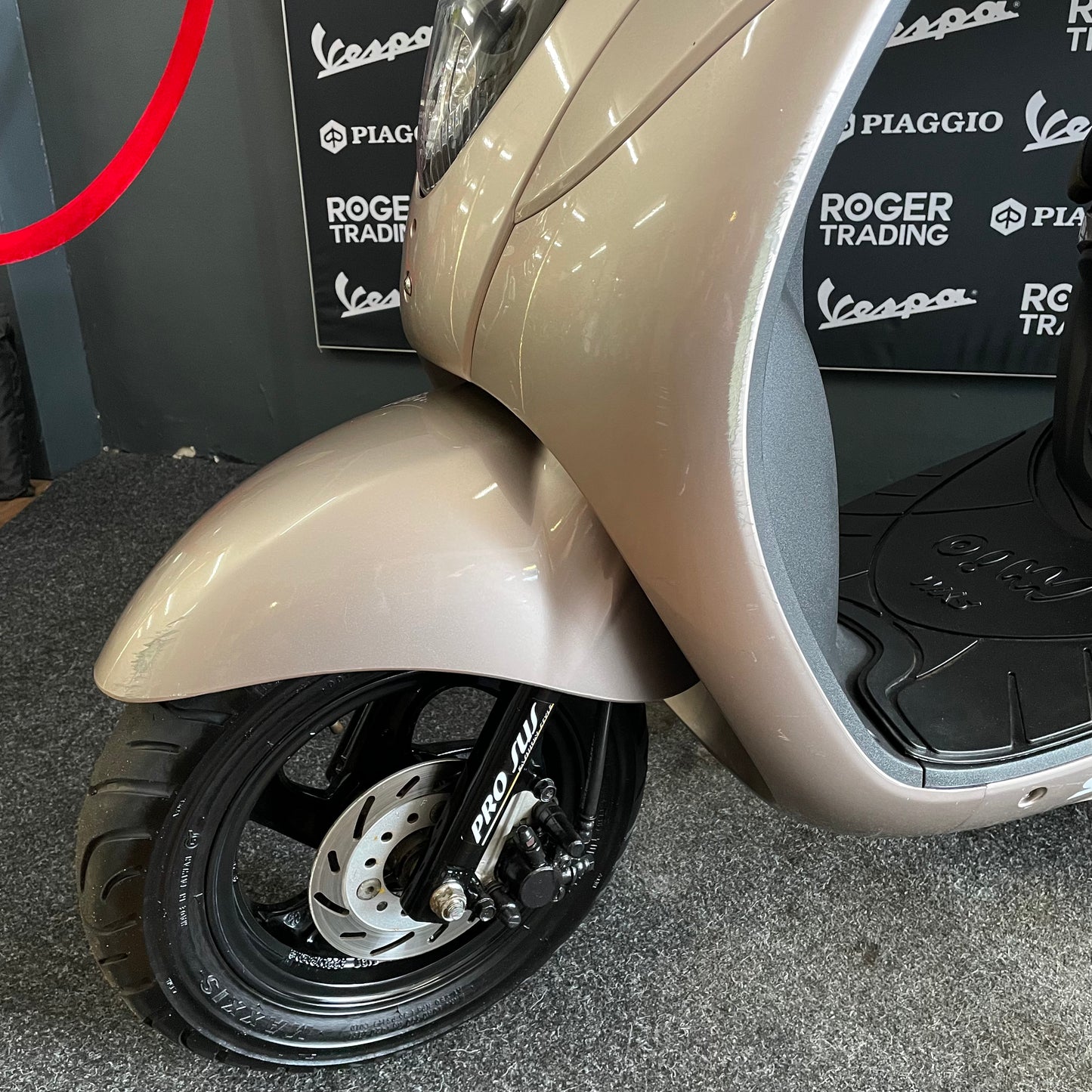 Sym Mio - Snor - 4T 2V - 2014 - Mocca