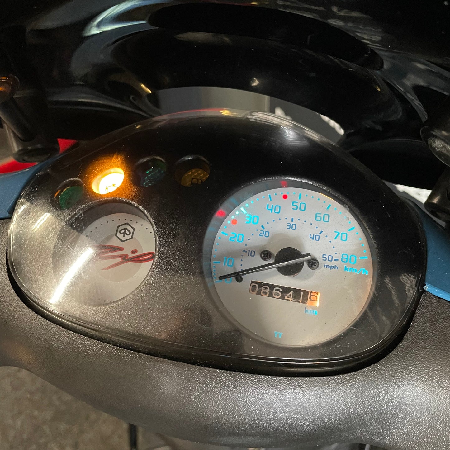 Piaggio Zip 50 - Brom - 2022 - Euro5 - Blue Grey Parelmoer