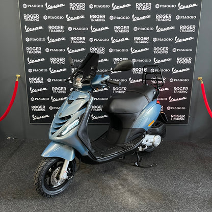 Piaggio Zip 50 - Brom - 2022 - Euro5 - Blue Grey Parelmoer