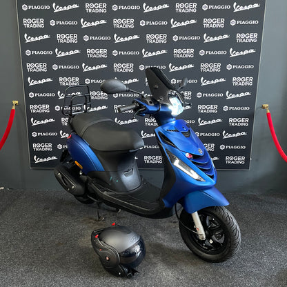 Piaggio Zip X Roof Boxxer Deal - 50 - Brom - 2020 - Euro4 - BMW M45 Blue
