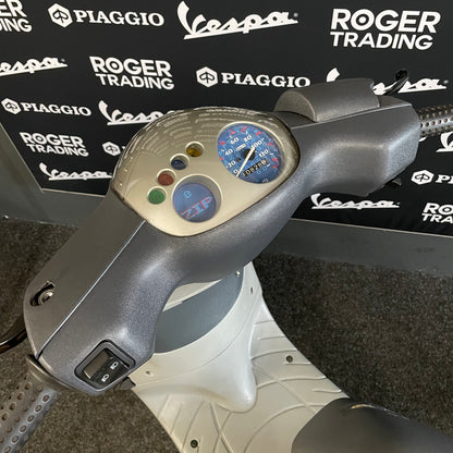 Piaggio Zip 50 - 2-takt - Brom - 2002 - Blauw - Origineel -
