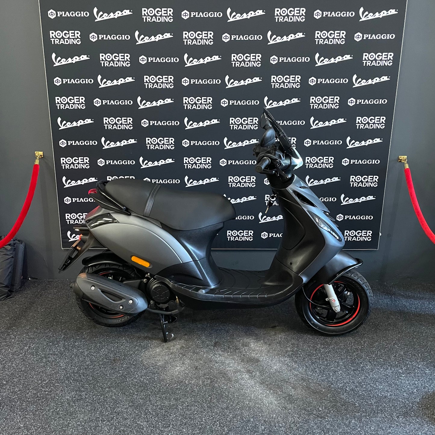 Piaggio Zip 50 - Brom - 2020 - Euro4 - Grigio Titanio