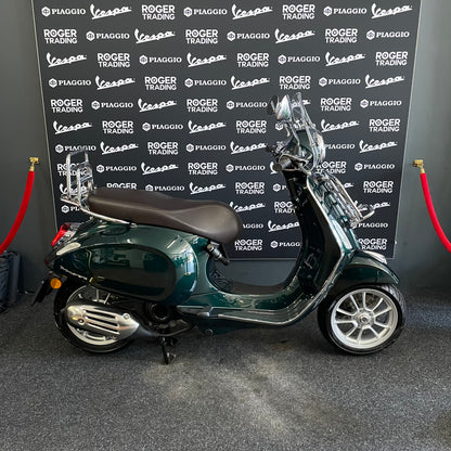 Vespa Primavera Touring 50 - 2020 - 4T E4 - Green Metallic - 4.239km