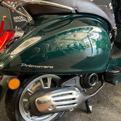 Vespa Primavera Touring 50 - 2020 - 4T E4 - Green Metallic - 4.239km
