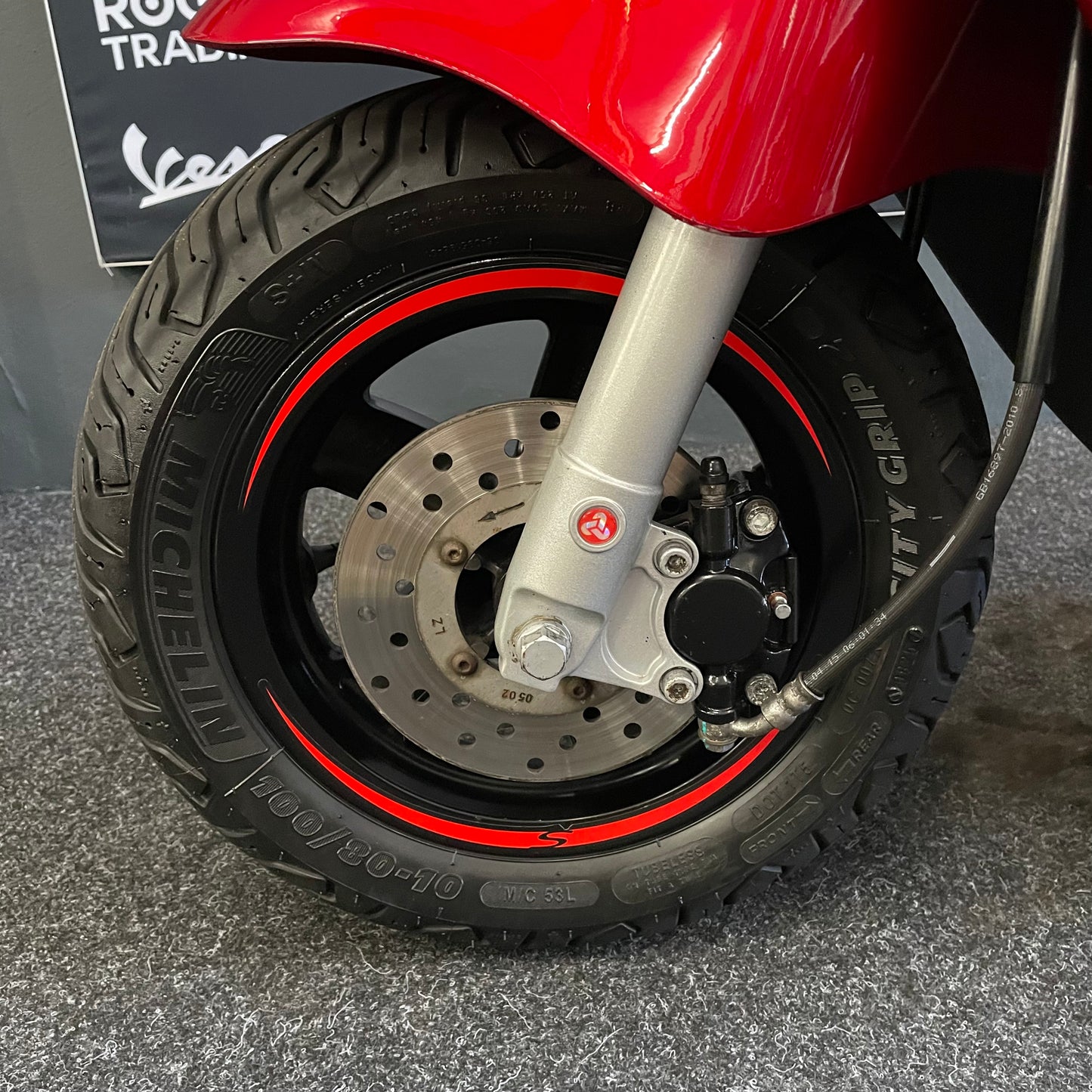 Piaggio Zip 50 - Brom - 2020 - Euro4 - Audi Bordeaux Rood - 7.047km