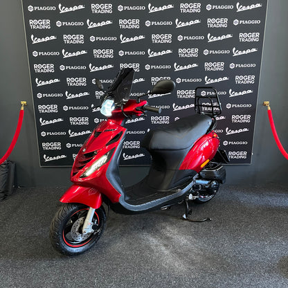 Piaggio Zip 50 - Brom - 2020 - Euro4 - Audi Bordeaux Rood - 7.047km