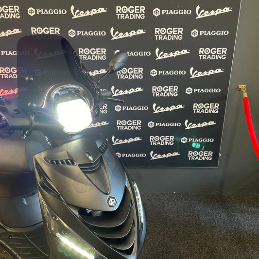 Piaggio Zip 50 - Brom - 2020 - Euro4 - Mat Zwart - 6.062km