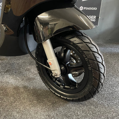 Piaggio Zip 50 - Brom - 2017 - 4T 2V - Glans Zwart - 13.341km