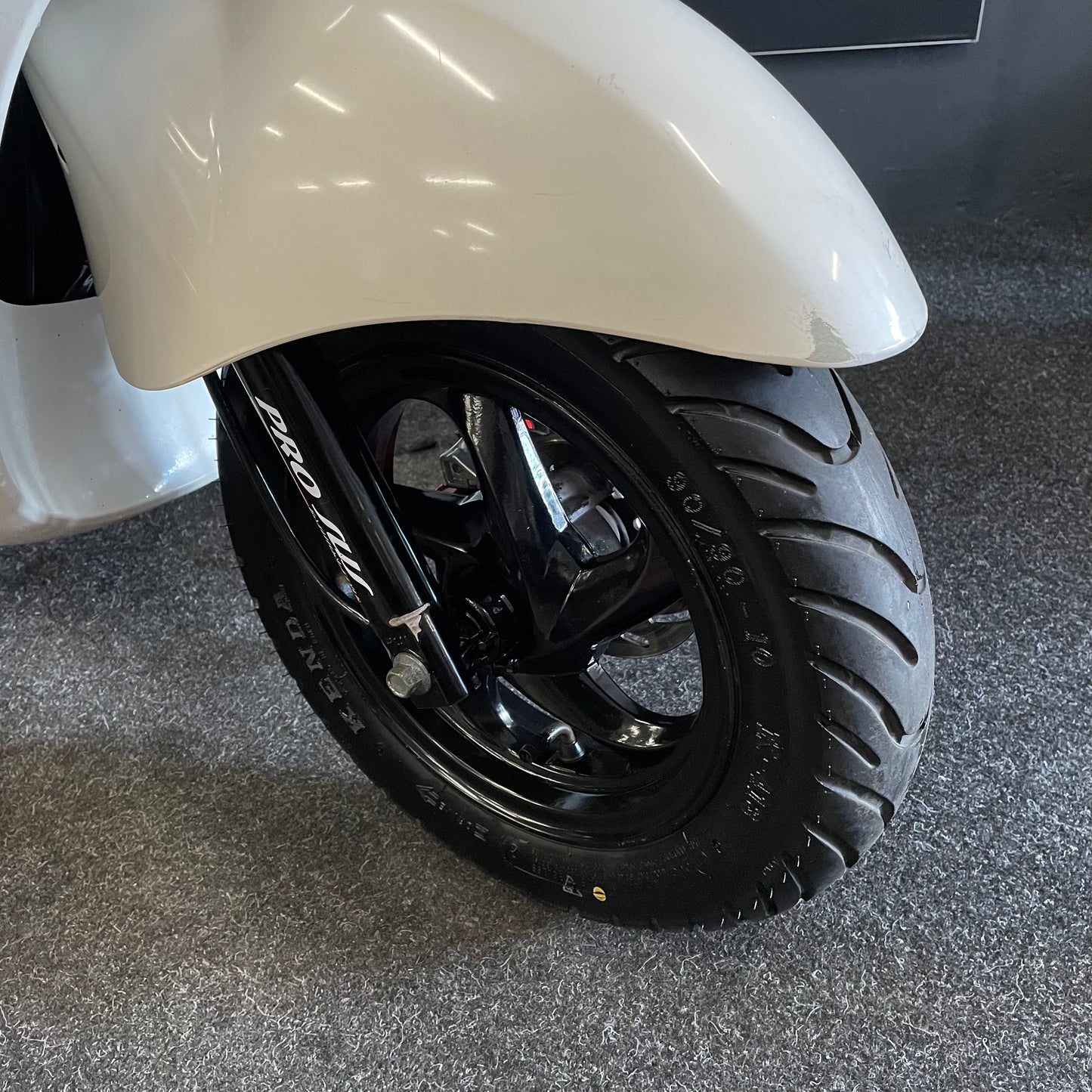 Sym Mio - Snor - 4T 2V - 2016 - Wit - 7.759km