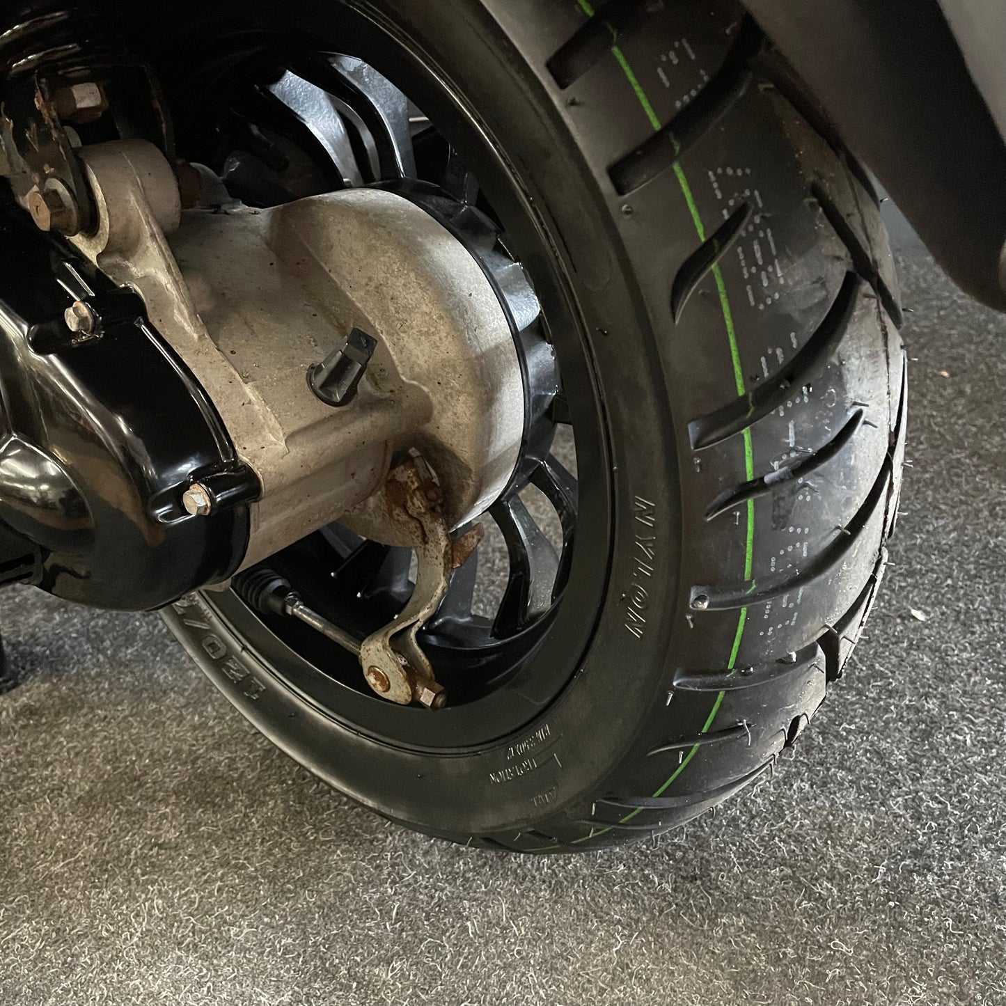 Vespa Sprint 50 - 2019 - 4T - Euro4 - Nardo Grey - 9.883km -1e Eigenaar
