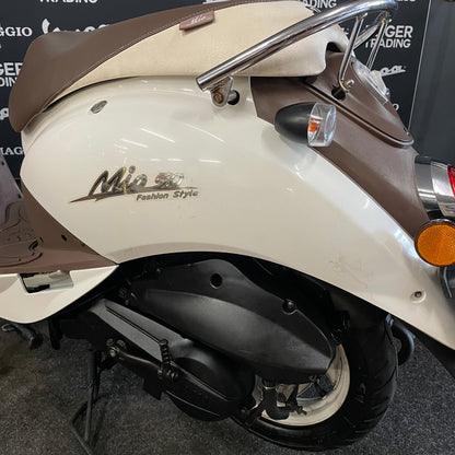 Sym Mio - Snor - 4T 2V - 2009 - Fashion Style Wit/bruin - 12.517km