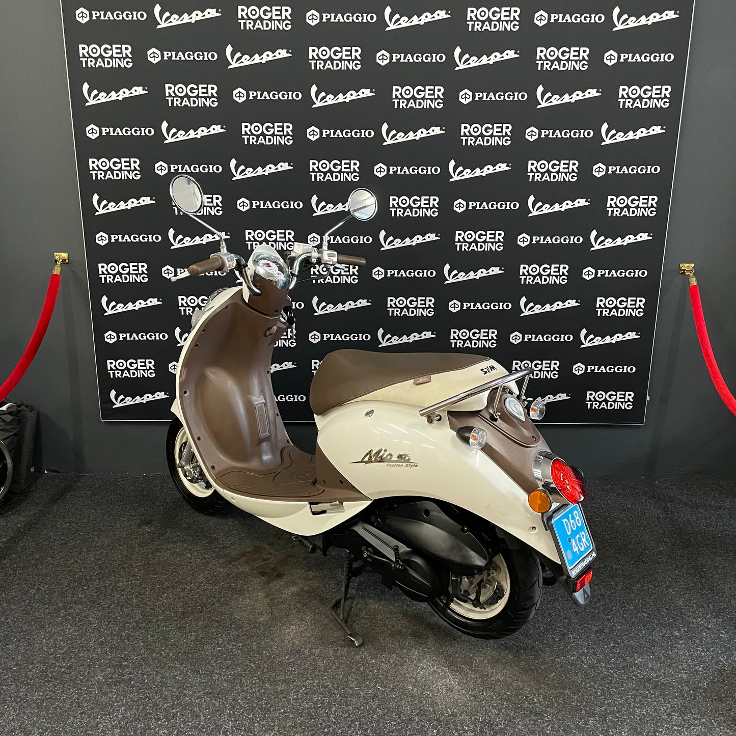 Sym Mio - Snor - 4T 2V - 2009 - Fashion Style Wit/bruin - 12.517km