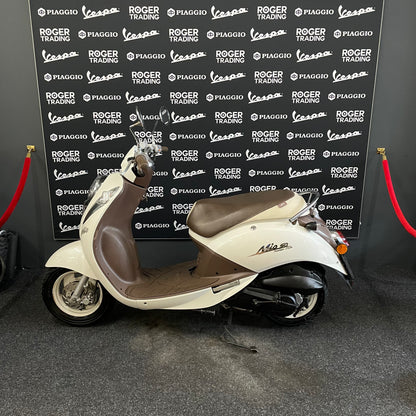Sym Mio - Snor - 4T 2V - 2009 - Fashion Style Wit/bruin - 12.517km