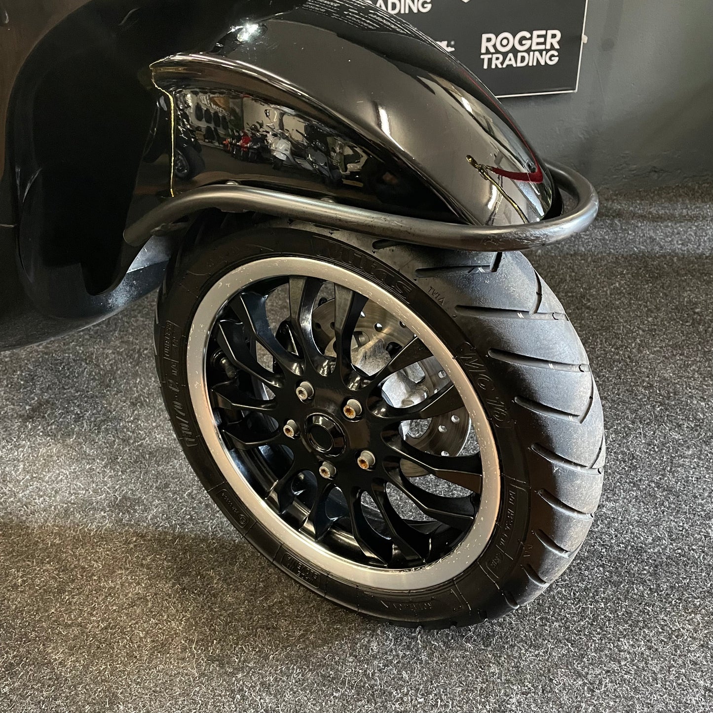 Vespa Sprint 50 - Brom - 2019 - 4T - Euro4 - Glans Zwart - 7.297km