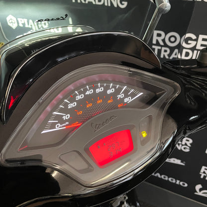 Vespa Sprint 50 - Brom - 2019 - 4T - Euro4 - Glans Zwart - 7.297km