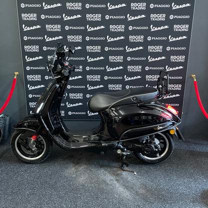 Vespa Sprint 50 - Brom - 2019 - 4T - Euro4 - Glans Zwart - 7.297km