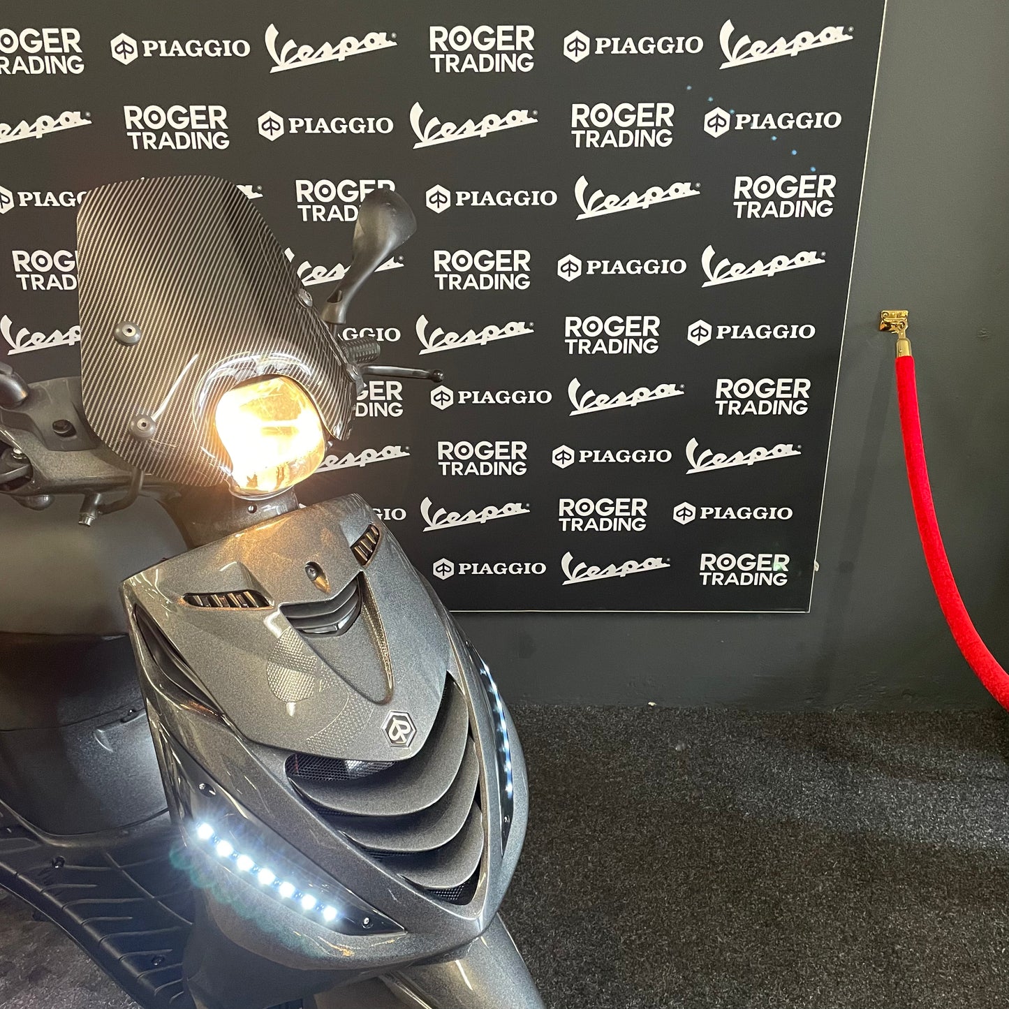 Piaggio Zip 50 - Brom - 2019 - 4T - Euro4 - Psychedelic Black - 13.202km