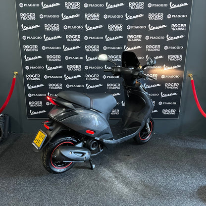 Piaggio Zip 50 - Brom - 2019 - 4T - Euro4 - Psychedelic Black - 13.202km