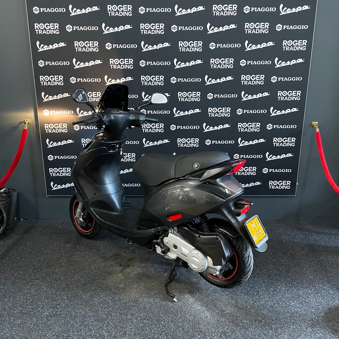 Piaggio Zip 50 - Brom - 2019 - 4T - Euro4 - Psychedelic Black - 13.202km