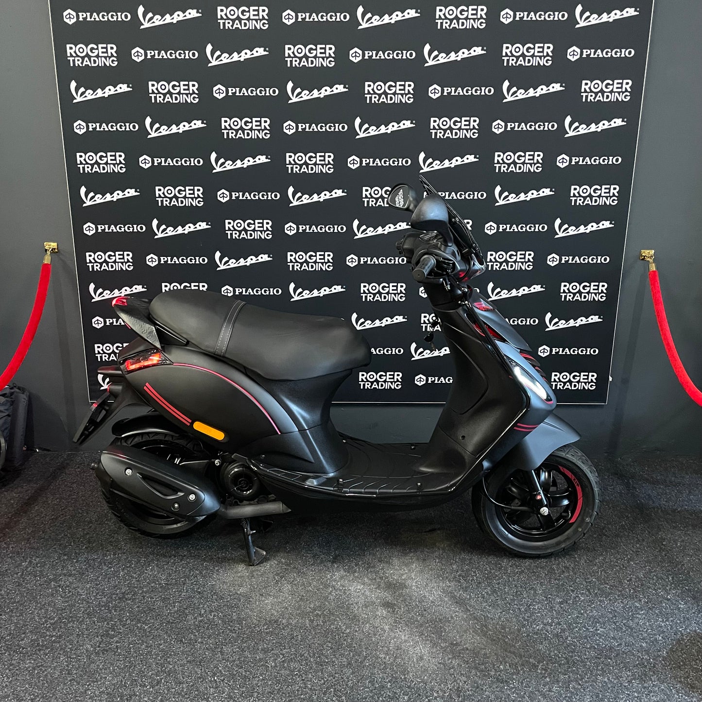 Piaggio Zip 50 - Ciclomotore - 2022 - Euro5 - Blu Grigio Perla