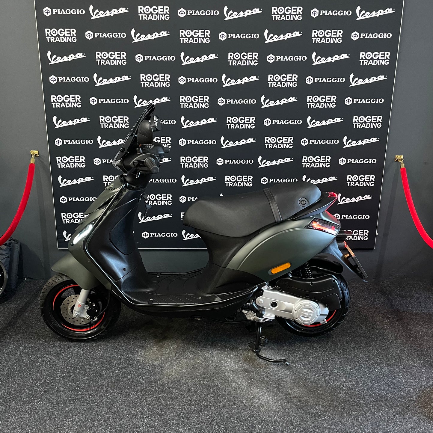 Piaggio Zip 50 - Ciclomotore - 2022 - Euro5 - Blu Grigio Perla