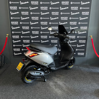 Piaggio Zip 50 - Brom - 2020 - Euro4 - Selenite Grey - 11.535km - Angel Eye