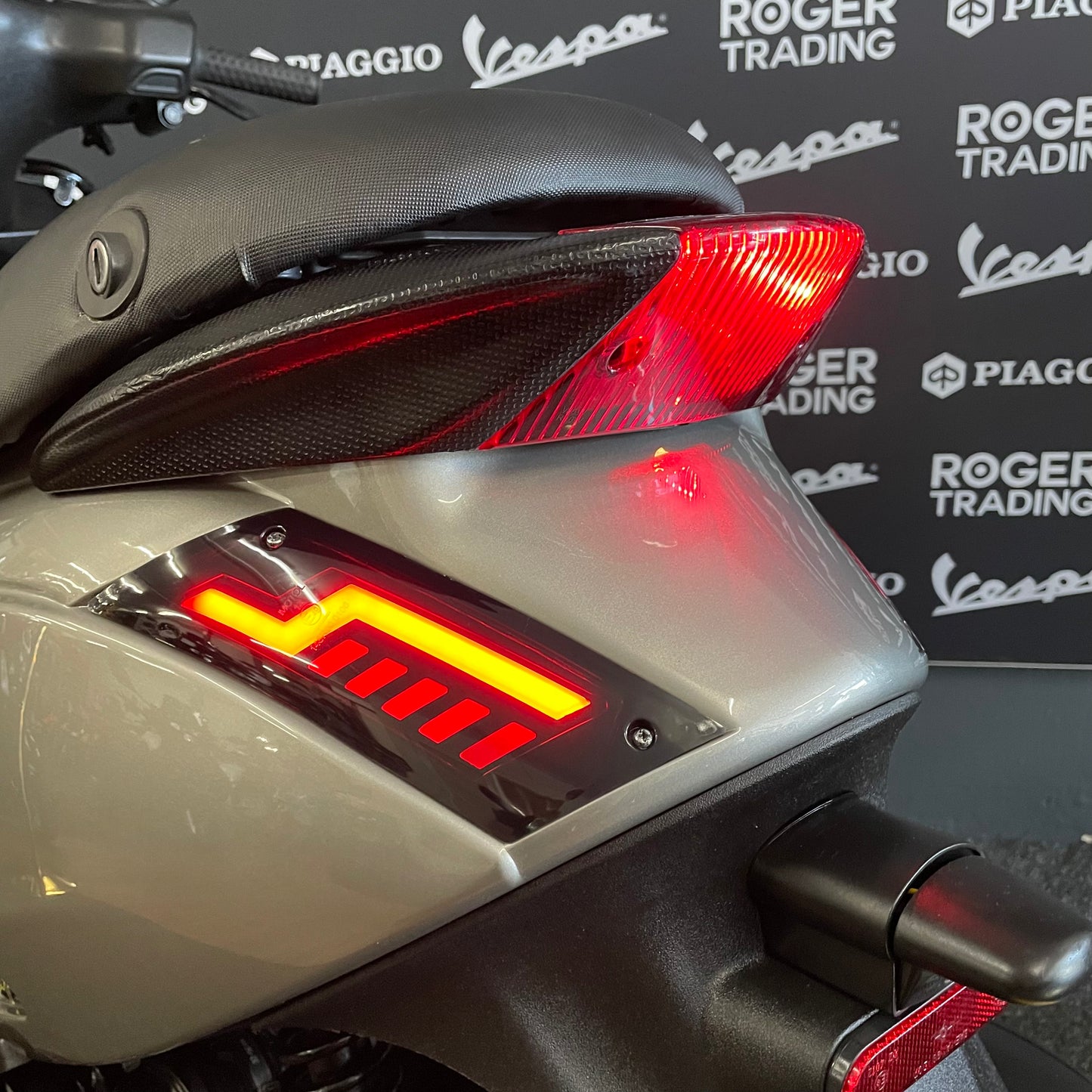 Piaggio Zip 50 - Brom - 2020 - Euro4 - Selenite Grey - 11.535km - Angel Eye