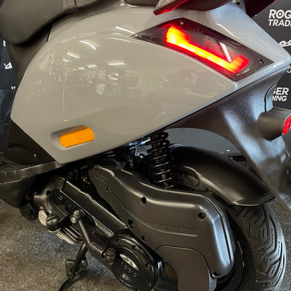 Piaggio Zip 50 - Snor - 2017 - 4T 2V - Preto Brilhante - 13.341km