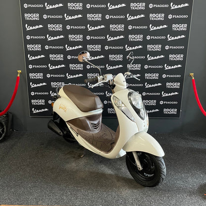 Sym Mio - Snor - 4T 2V - 2010 -  Wit/bruin - 7.238km