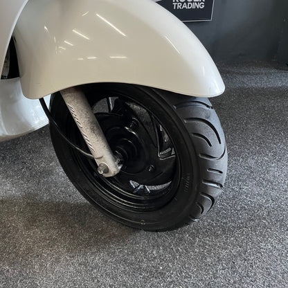 Sym Mio - Snor - 4T 2V - 2010 -  Wit/bruin - 7.238km