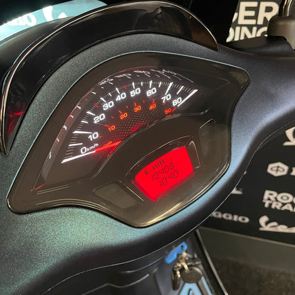Vespa Sprint 50 - Brom - 2019 - 4T - Euro4 - Gris Nardo - 9.883km - 1er Propietario