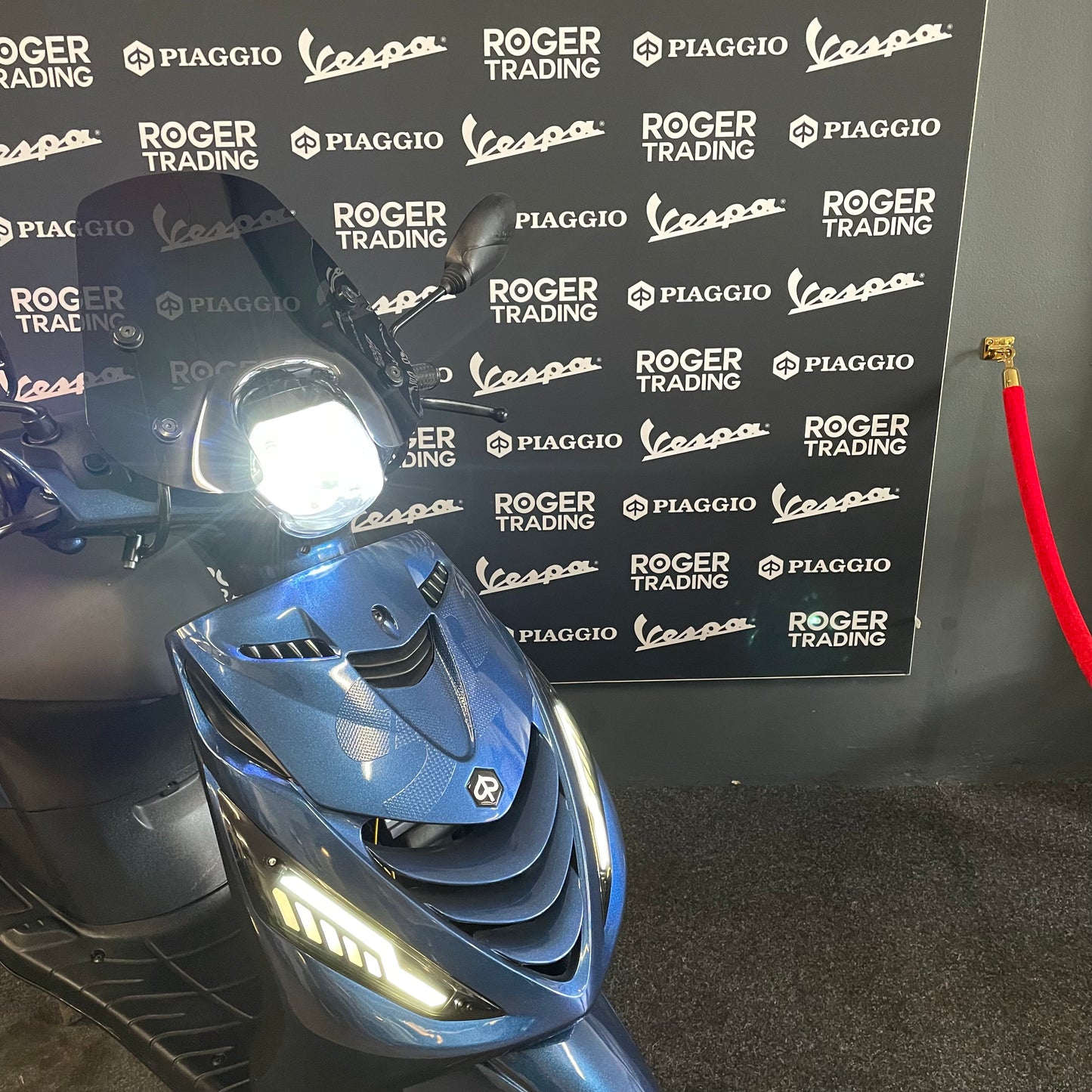 Piaggio Zip - 50 - 4T - Euro4 - 2018 - Magic Blue - 7.325km