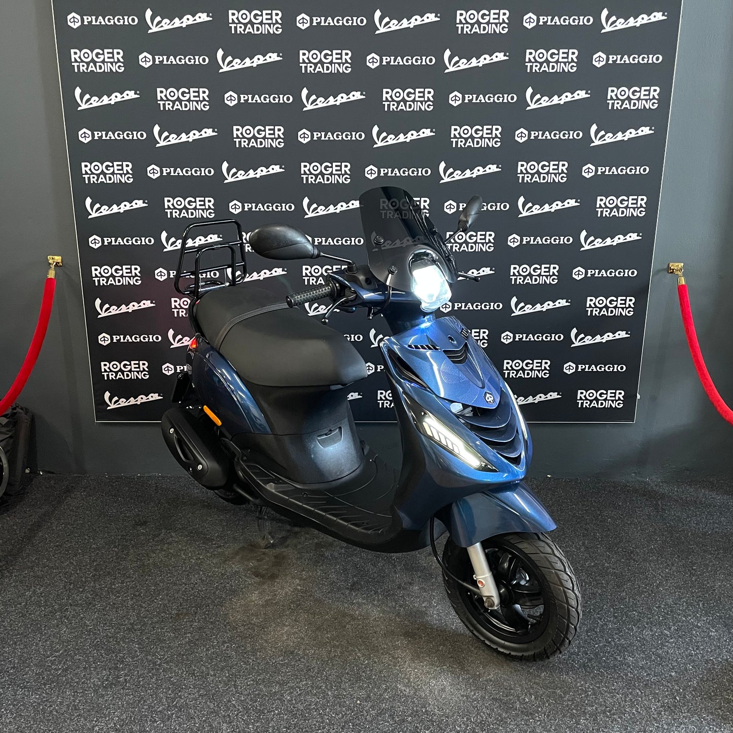 Piaggio Zip - 50 - 4T - Euro4 - 2018 - Magic Blue - 7.325km