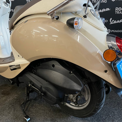 Sym Mio - Snor - 4T 2V - 2009 -  Creme - 5.082km - Nieuwstaat!!