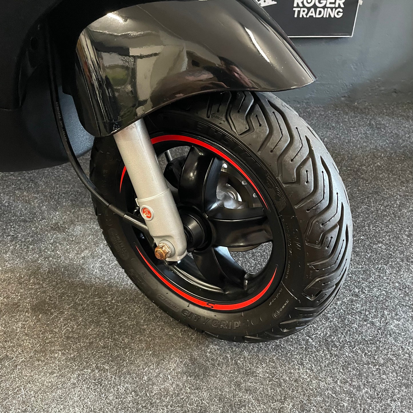 Piaggio Zip - 50 - 4T E4 - 2020 - Glans zwart - 10.237km