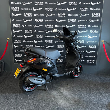 Piaggio Zip - 50 - 4T E4 - 2020 - Glans zwart - 10.237km