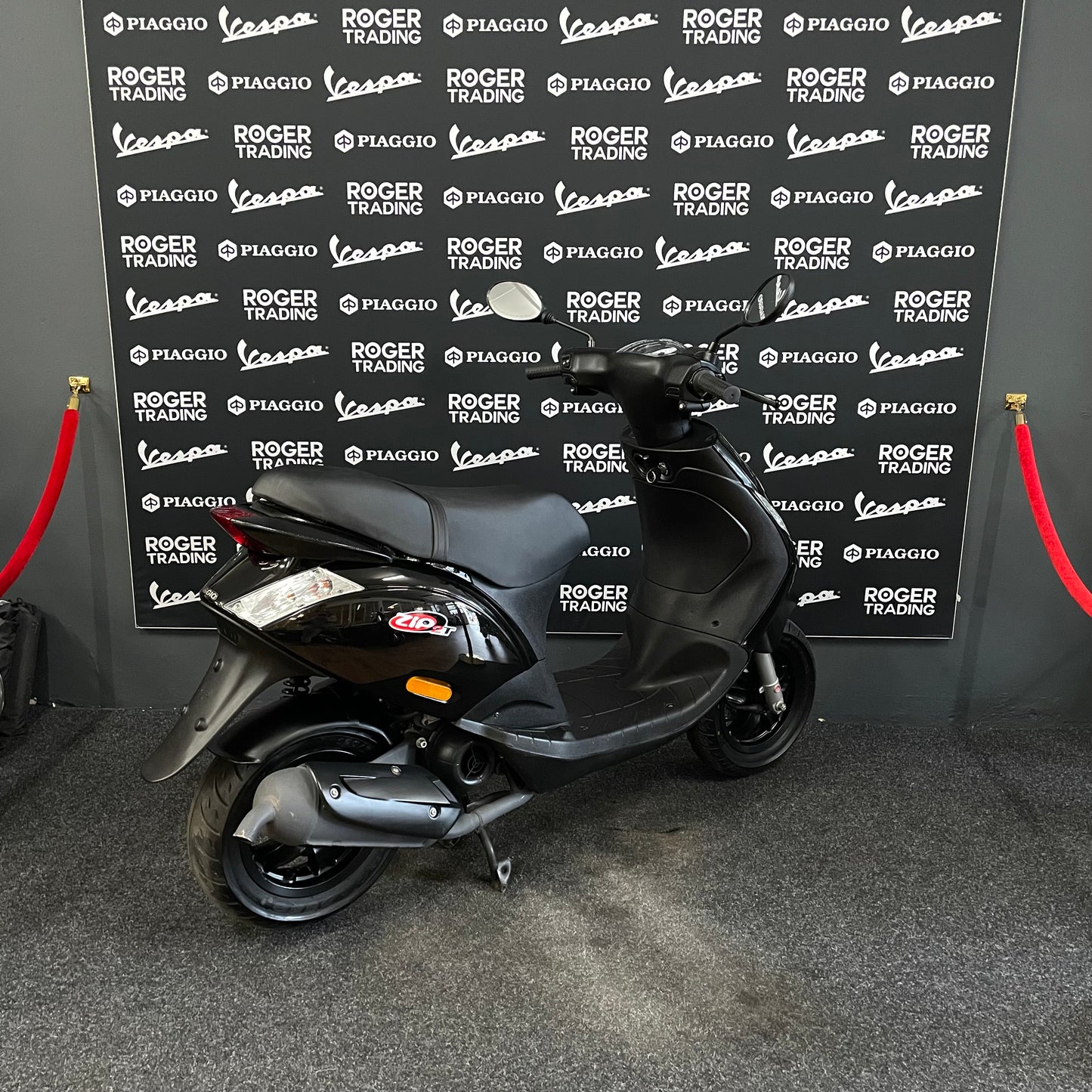 Piaggio Zip - 50 - 4T 2V - 2016 - Nero opaco - 2.368km - Stato nuovo !!