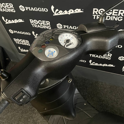 Piaggio Zip - 50 - 4T 2V - 2016 - Nero opaco - 2.368km - Stato nuovo !!