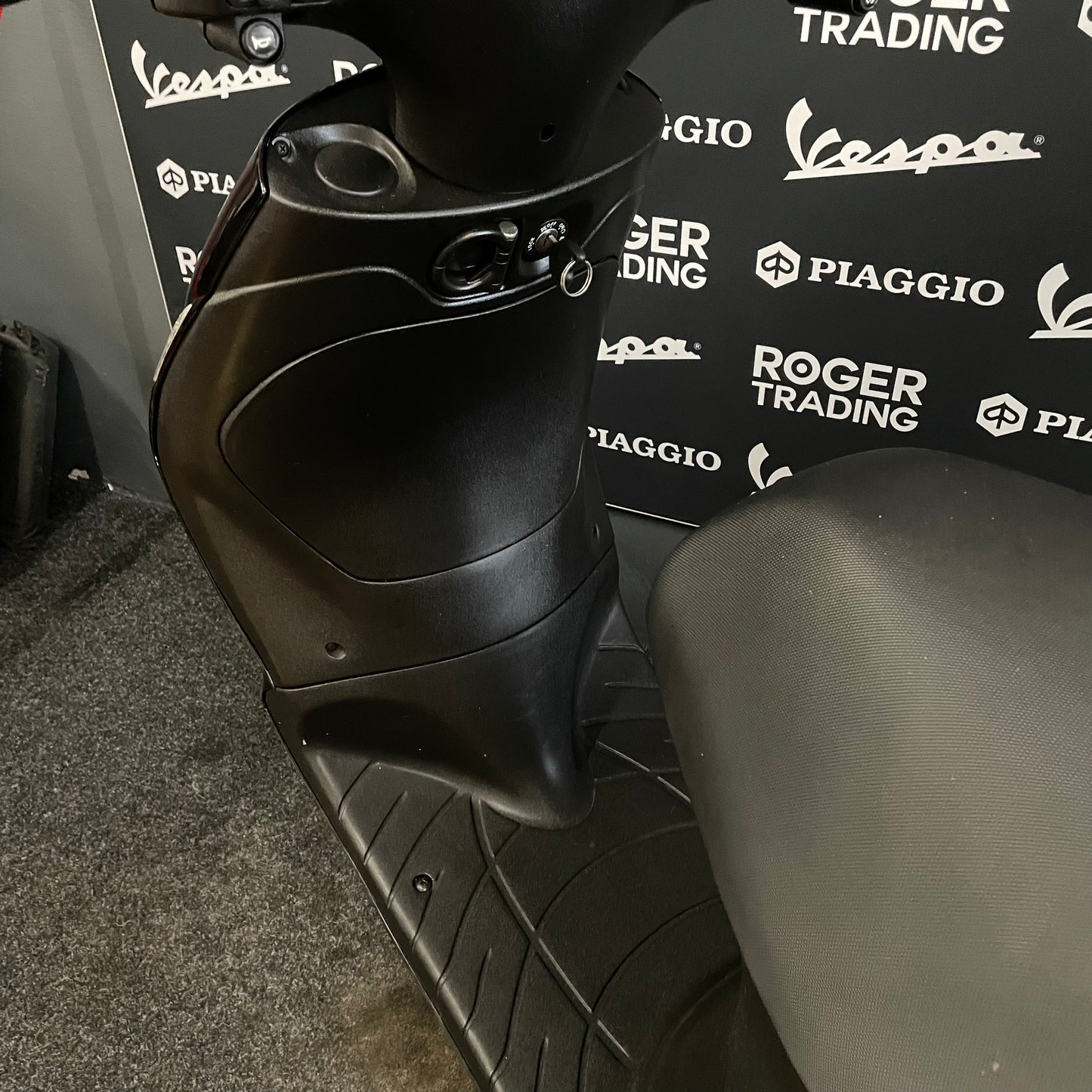Piaggio Zip - 50 - 4T 2V - 2016 - Nero opaco - 2.368km - Stato nuovo !!