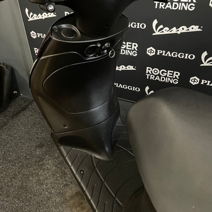 Piaggio Zip - 50 - 4T 2V - 2016 - Nero opaco - 2.368km - Stato nuovo !!