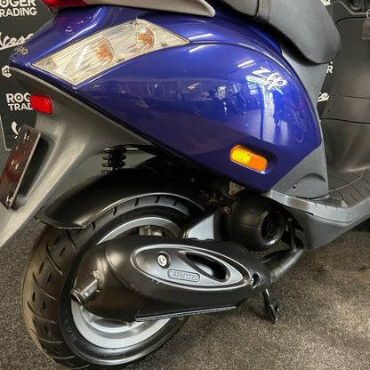 Piaggio Zip 50 – 2020 – Euro 4 – Achatgrau