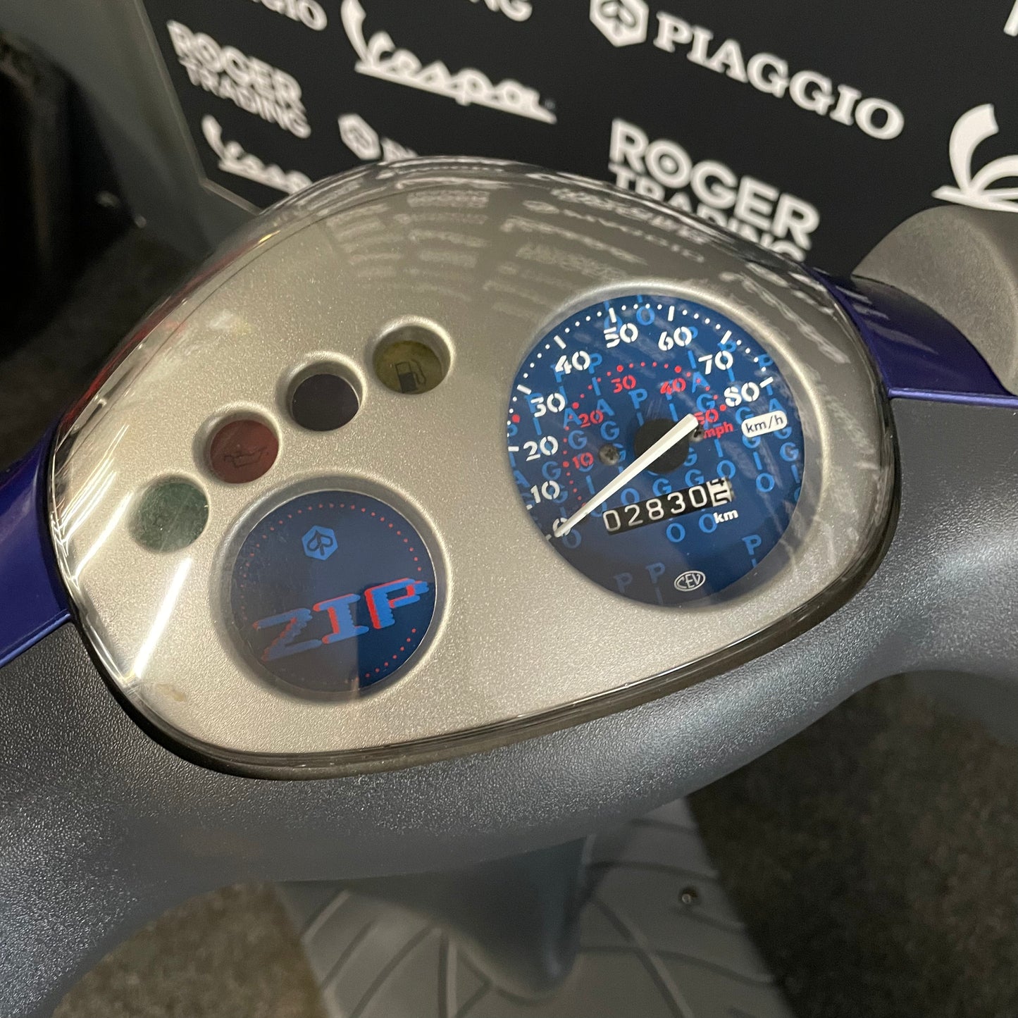 Piaggio Zip 50 – 2020 – Euro 4 – Achatgrau